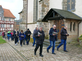 Karfreitgasliturgie und Karfreitagsprozession in Naumburg (Foto: Karl-Franz Thiede)